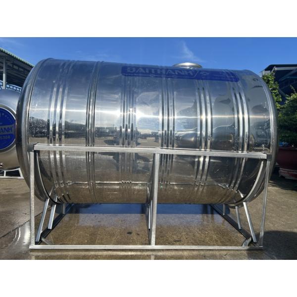 Kiểm tra thân bồn Sơn Hà SH2000N Mối hàn và gân tăng cứng bồn inox Sơn Hà 2000L ngang